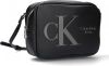 Calvin Klein Zwarte Sculpted Large Camera Bag OffSet Schoudertas online kopen