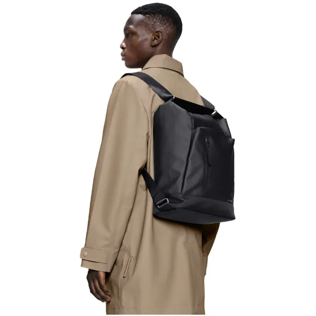 Rains Otaru hobo rugzak zwart