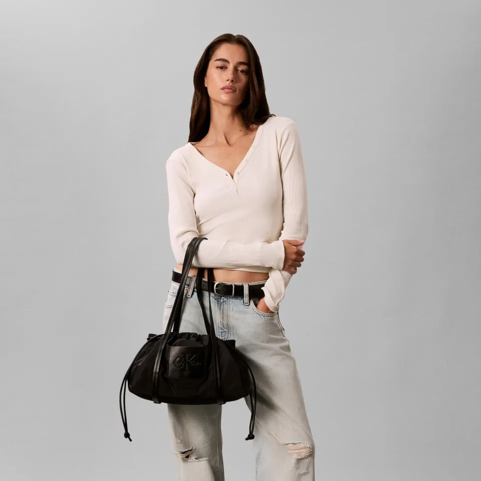 Calvin Klein nylon schoudertas zwart, foto 3