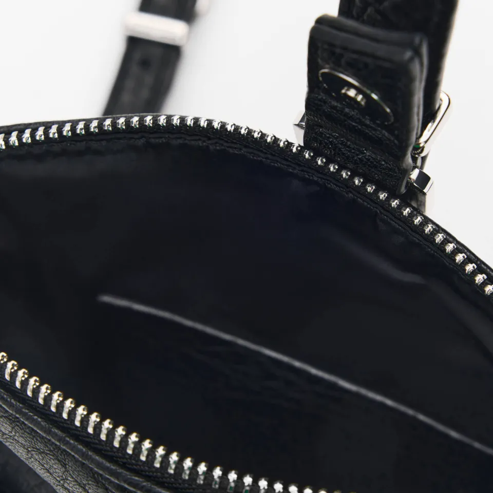 Desigual Mone Half Logo clutch zwart, foto 6