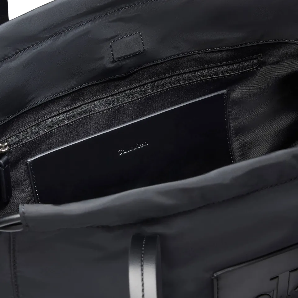 Calvin Klein nylon schoudertas zwart, foto 4