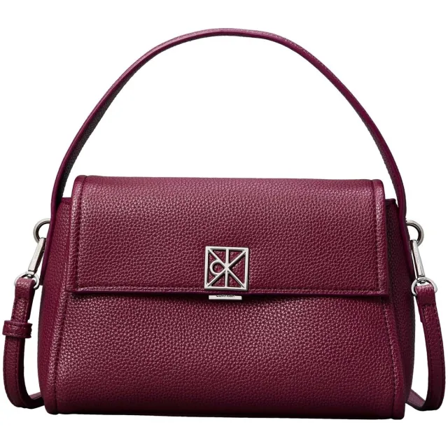 Calvin Klein Emblem Hw Pebble Shoulder Bag 25 schoudertas bordeaux Roze