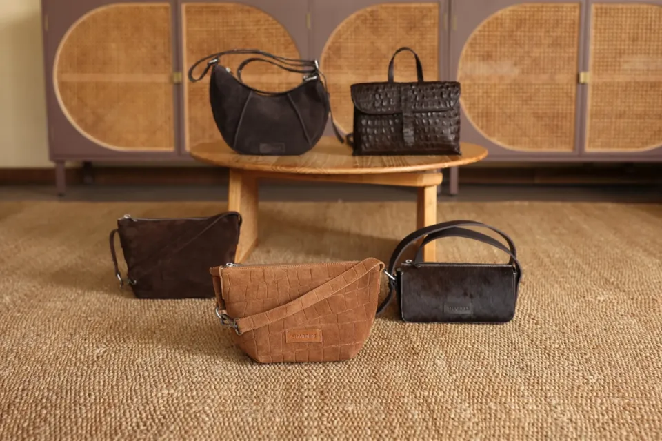 Shabbies Amsterdam PLATAMINI STUDS Shoulderbag Oiled Suede Dark Brown, foto 6
